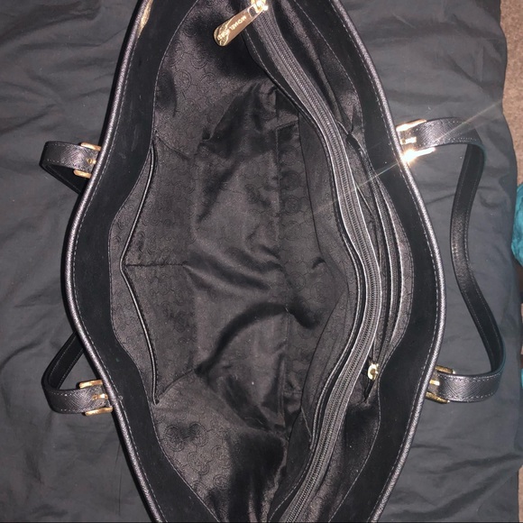 Large Michael Kors Tote - Picture 7 of 8